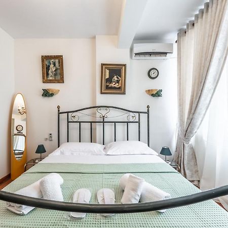 Vintage And Warm 2Br Apartament In Tirana Extérieur photo