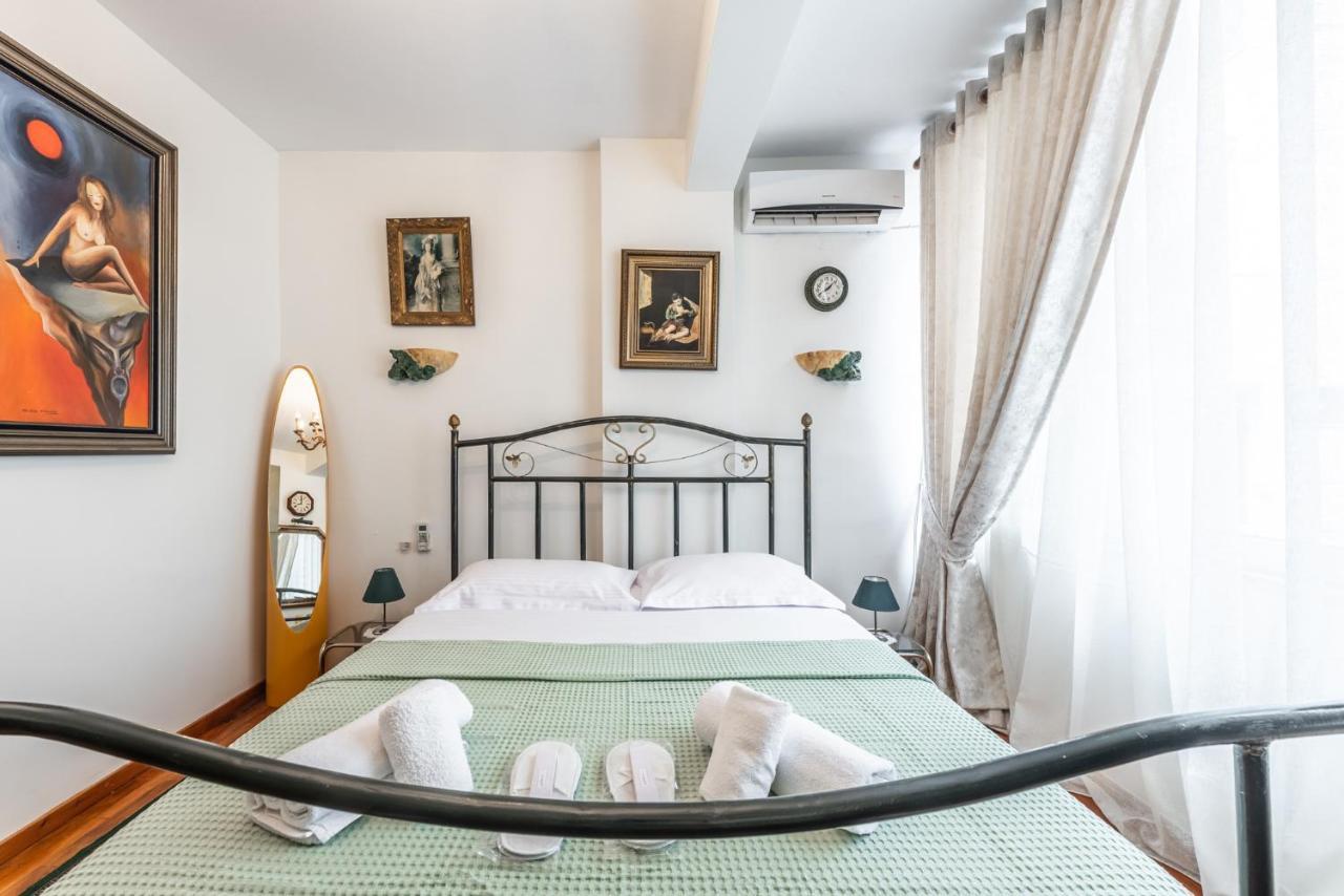 Vintage And Warm 2Br Apartament In Tirana Extérieur photo
