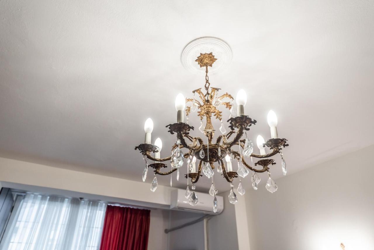 Vintage And Warm 2Br Apartament In Tirana Extérieur photo