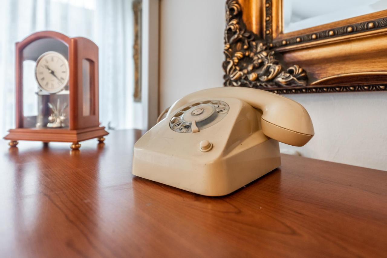 Vintage And Warm 2Br Apartament In Tirana Extérieur photo